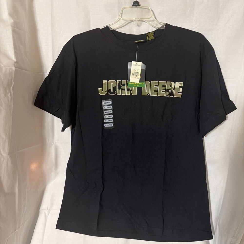 VINTAGE NWT John Deere Black & Camo Crew T Shirt  Adult X-Large 100%‎ Cotton